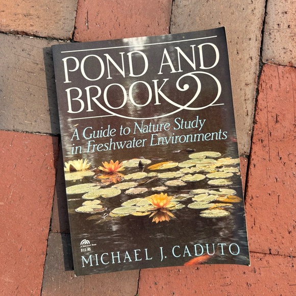 1985 Pond and Brook A Guide to Nature Study in Freshwater Environments Frogs - Picture 1 of 11